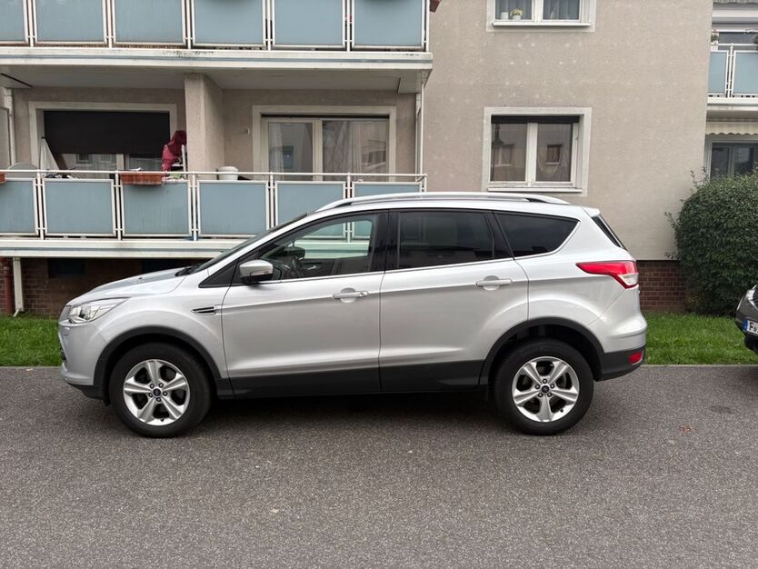 Ford Kuga 111.579 km 12.900 € Frankfurt am Main 65934