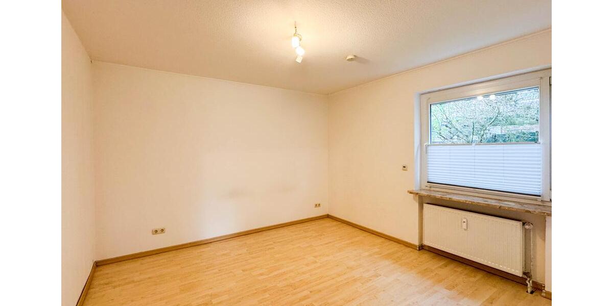 Erdgeschoßwohnung Tasdorf - 4 Zimmer, 84 m&sup2;, 1.000&euro; | Angebot:24784020