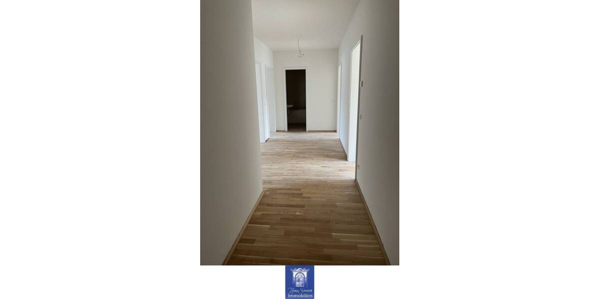 Etagenwohnung Pirna - 3 Zimmer, 104 m&sup2;, 1.044&euro; | Angebot:26835566