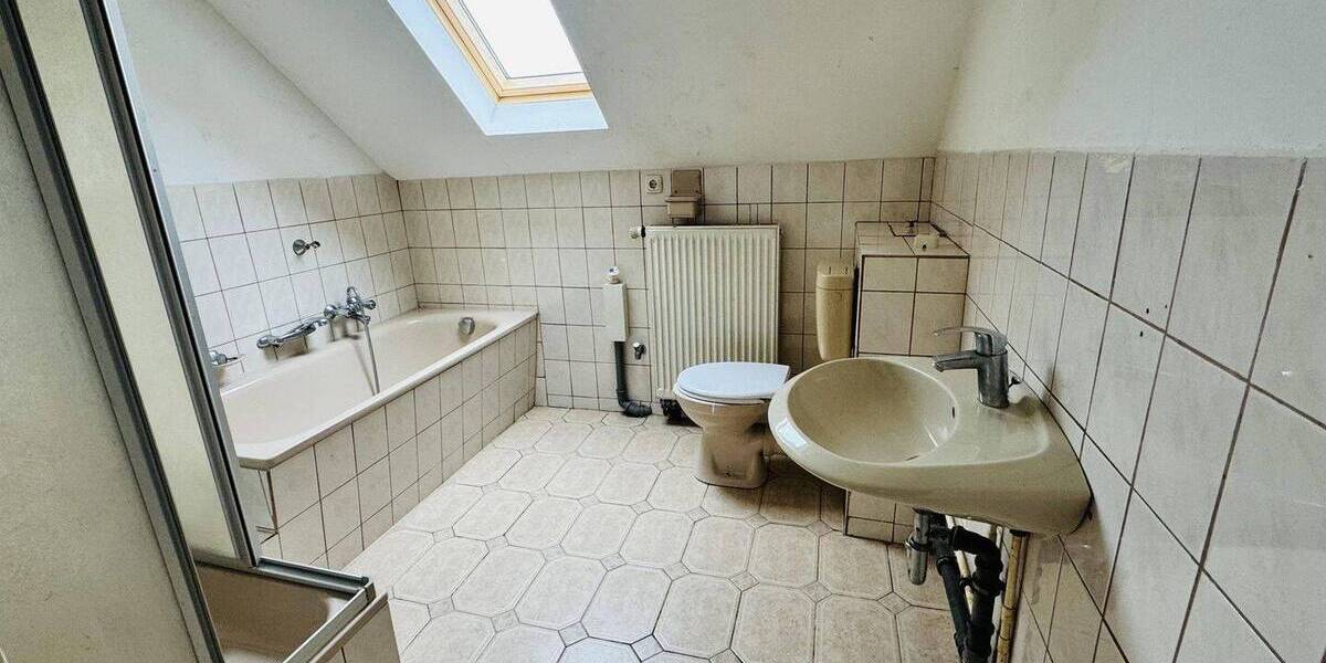 Mehrfamilienhaus, Wohnhaus Altenburg - 1 Zimmer, 351 m&sup2;, 149.000&euro; | Angebot:26330474