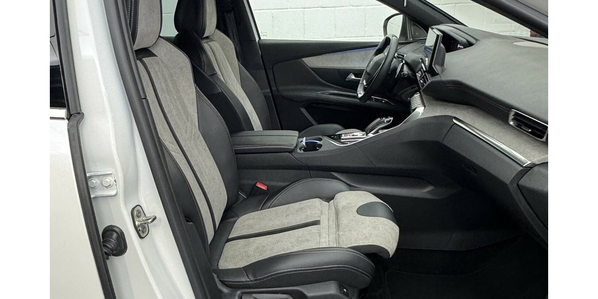 Peugeot 3008 300 GT Plug-In Hybrid 4 1.Hand AHK 59.990 km 23.280 &euro; Lich 35423