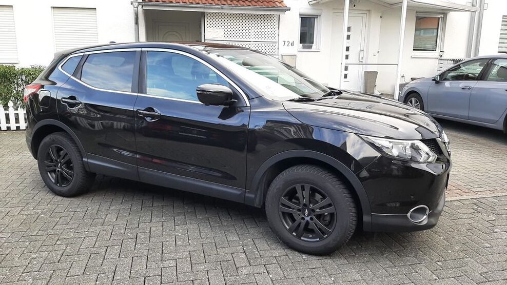 Nissan Qashqai 65.000 km 15.900 € Rosbach 61191