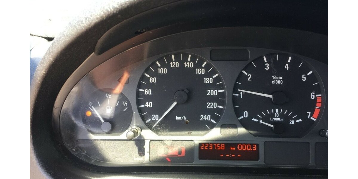 BMW 316 ti,Klima,el.Fh.,Tüv 06/28! 223.000 km 1.750 &euro; Himmelkron 95502