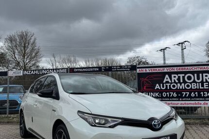 Toyota Auris 57.930 km 14.990 &euro; Teuchern 06682