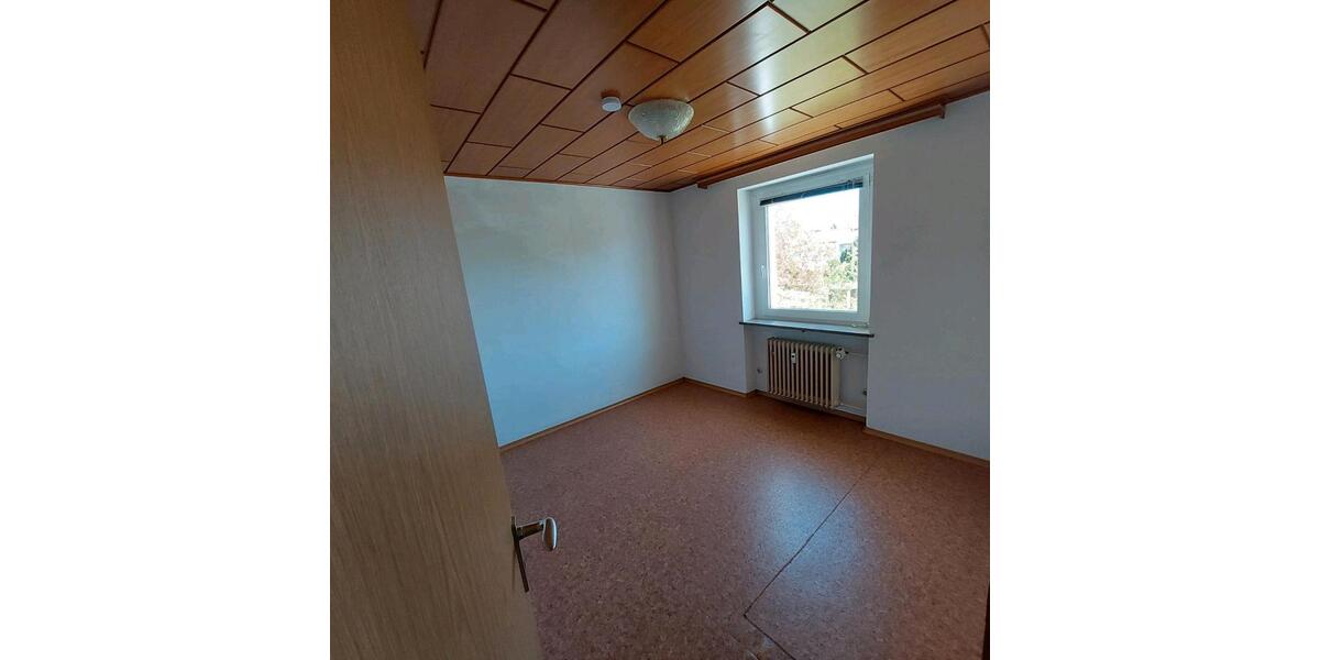 Etagenwohnung Amberg - 3.5 Zimmer, 82 m&sup2;, 205.000&euro; | Angebot:26539547