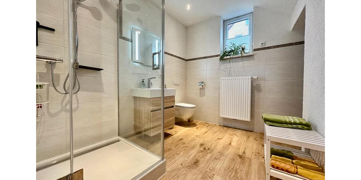 Gewerbeobjekt Floh-Seligenthal Seligenthal - 11 Zimmer, 518 m&sup2;, 470.000&euro; | Angebot:25148112
