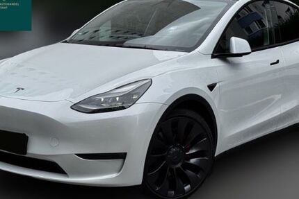 Tesla Model Y 84.000 km 33.990 &euro; Hamburg 22527