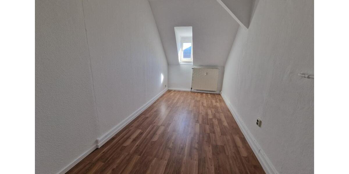 Dachgeschoßwohnung Bad Hersfeld - 5 Zimmer, 116 m&sup2;, 889&euro; | Angebot:25538252
