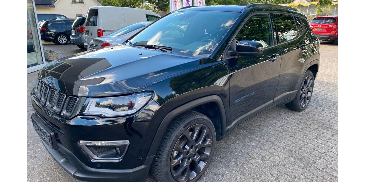 Jeep Compass 71.000 km 17.890 &euro; Neuruppin 16816