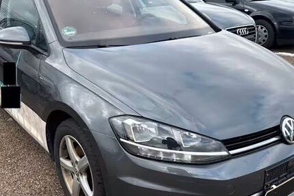 VW Golf 200.000 km 8.999 &euro; Ditzingen 71254