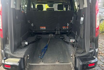 Ford Tourneo Connect 545.230 km 4.250 &euro; Hamburg 20537