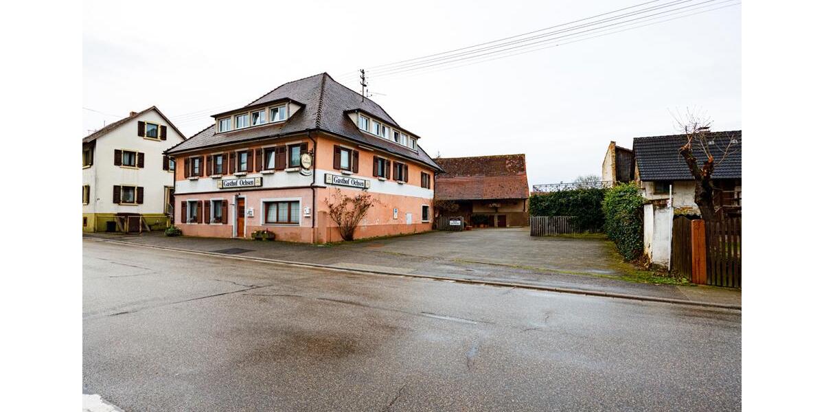 Einfamilienhaus Emmendingen - 15 Zimmer, 625 m&sup2;, 4.550&euro; | Angebot:26131094