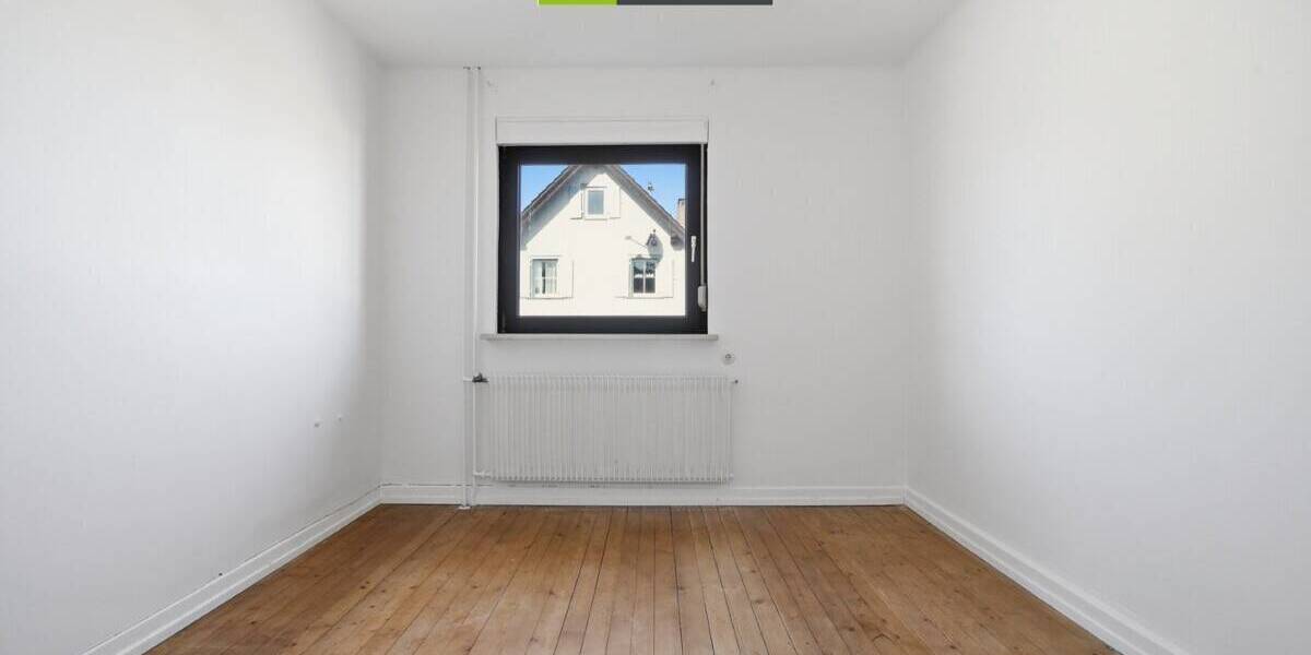 Mehrfamilienhaus, Wohnhaus Weingarten - 8 Zimmer, 186 m&sup2;, 449.000&euro; | Angebot:26474937
