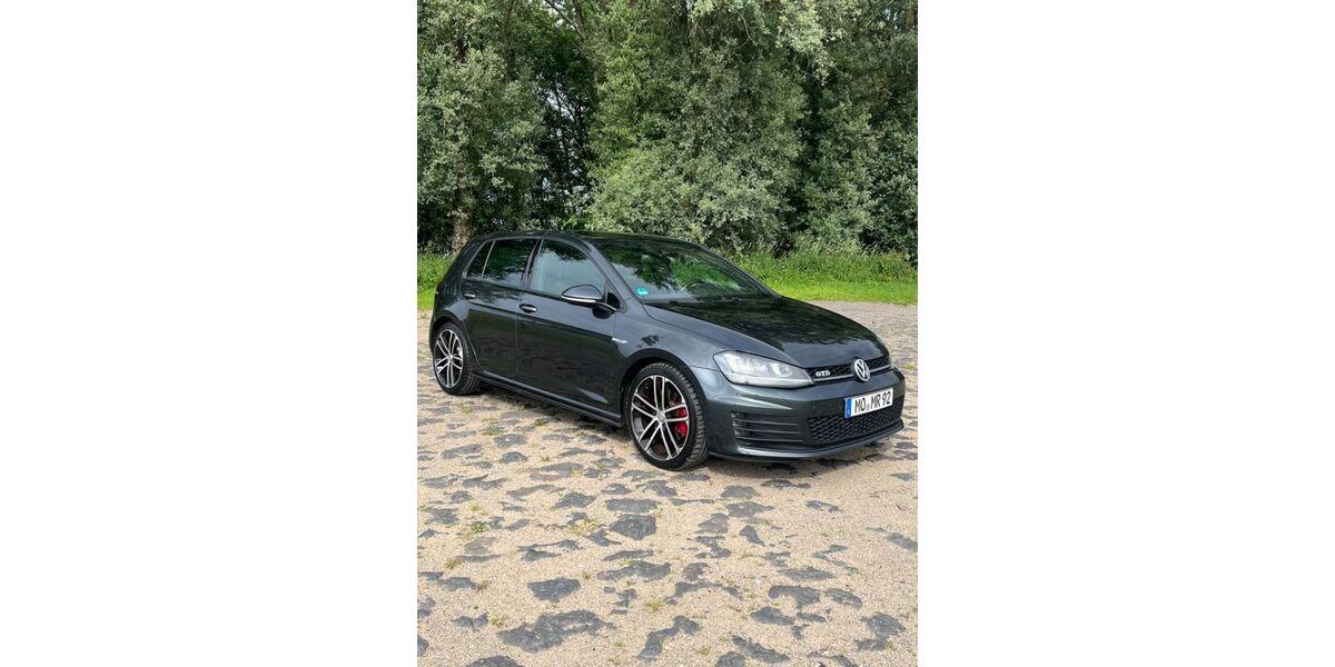 VW Golf 271.000 km 9.400 &euro; Xanten 46508