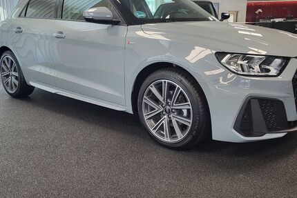 Audi A1 15.000 km 22.900 &euro; Vohburg 85088