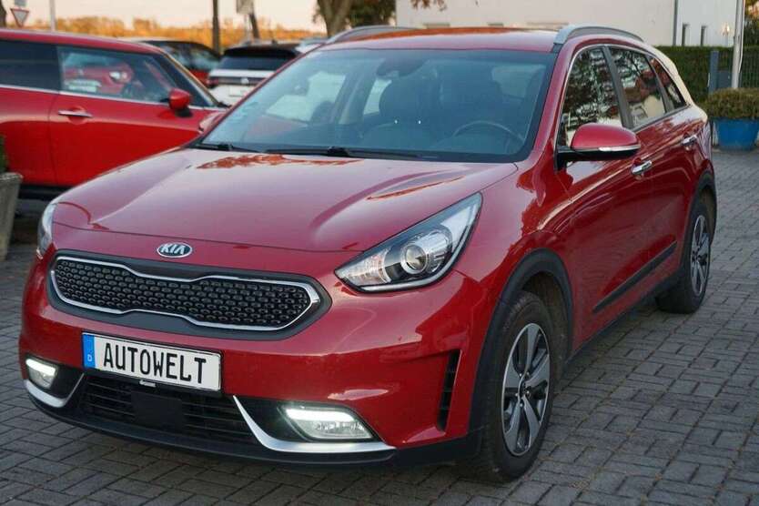 Kia Niro 112.000 km 13.990 € Falkensee bei Berlin 14612