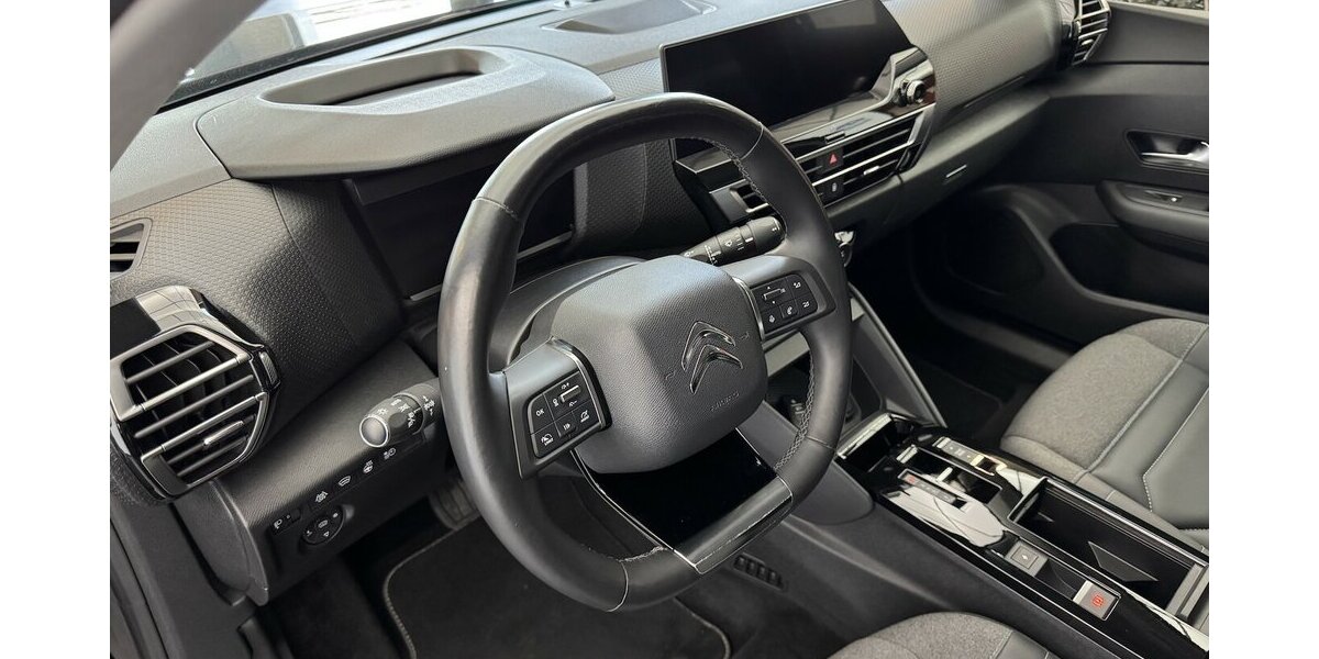 Citroen C4 e- 136 Shine 50 KWh LED CARPLAY 43.800 km 16.890 &euro; Lich 35423