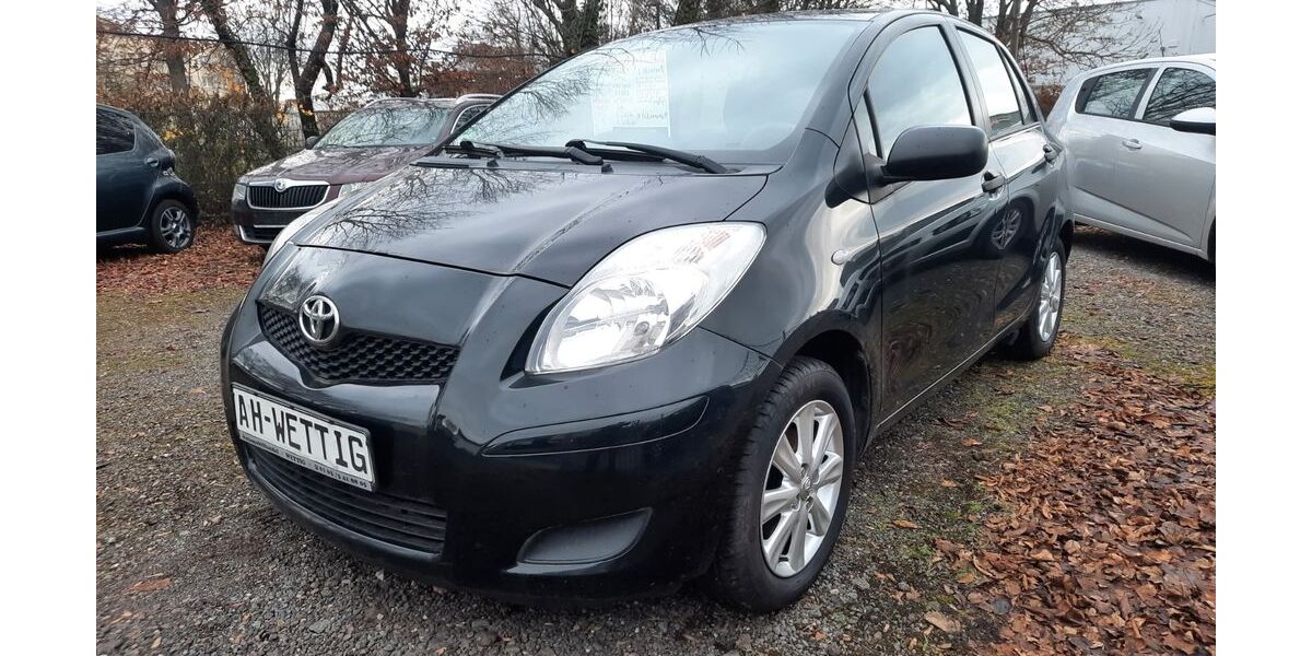 Toyota Yaris 134.700 km 3.999 &euro; Köthen 06366