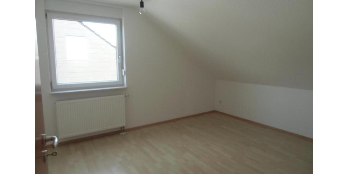 Doppelhaushälfte Tamm - 7 Zimmer, 186 m&sup2;, 890.000&euro; | Angebot:24841610