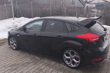 Ford Focus 100.000 km 12.500 &euro; Wiesenfelden 94344