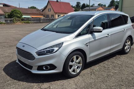 Ford S-Max 225.768 km 8.490 &euro; Weißenhorn 89264
