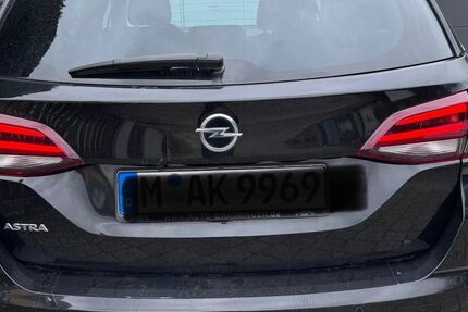 Opel Astra 149.900 km 8.500 &euro; München 81677