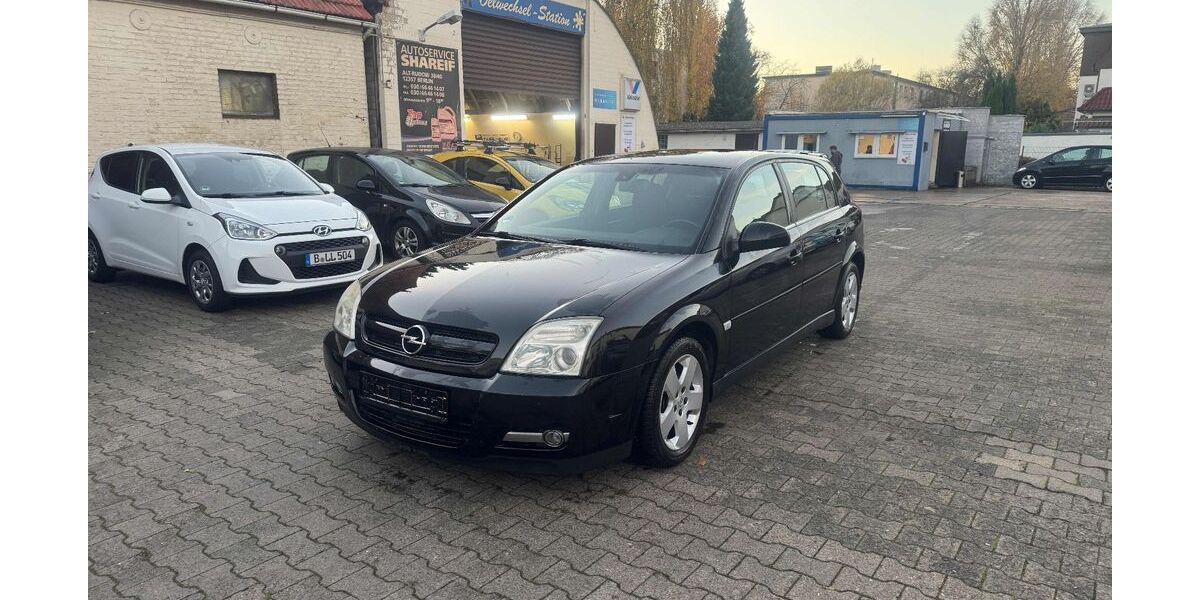 Opel Signum 168.000 km 800 € Berlin 12357