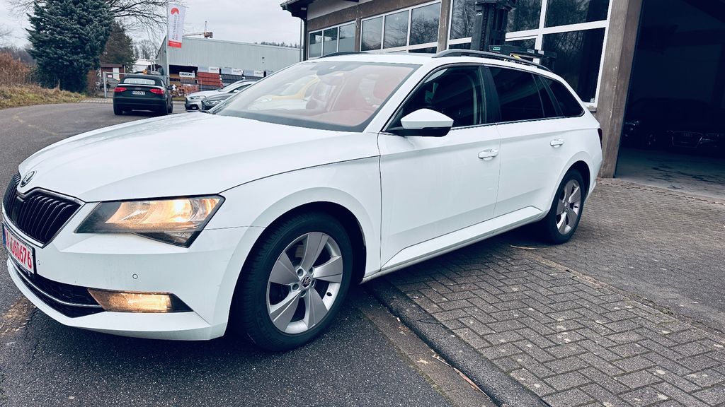 Skoda Superb 264.000 km 9.996 &euro; Bruchsal OT Untergrombach 76646