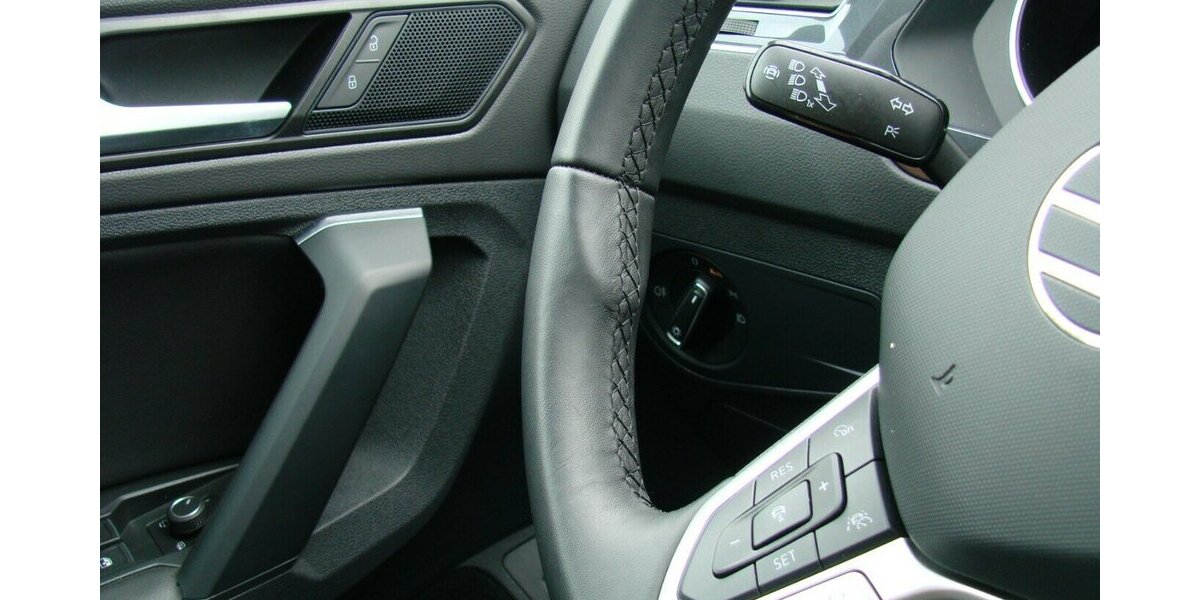 VW Tiguan 2.0TDI Urban Sport 4x4 ACC Navi LED 1.501 km 35.980 &euro; Falkensee 14612