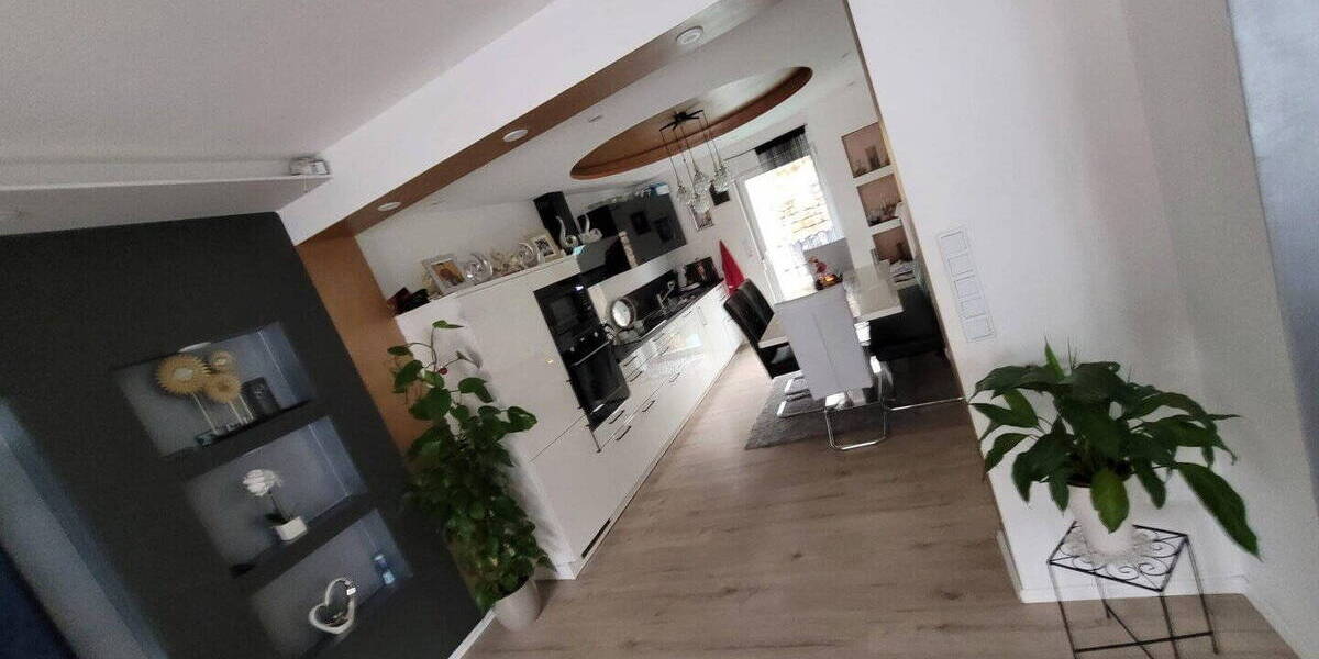 Einfamilienhaus Kaiserslautern Erfenbach - 7 Zimmer, 175 m&sup2;, 399.000&euro; | Angebot:26392205