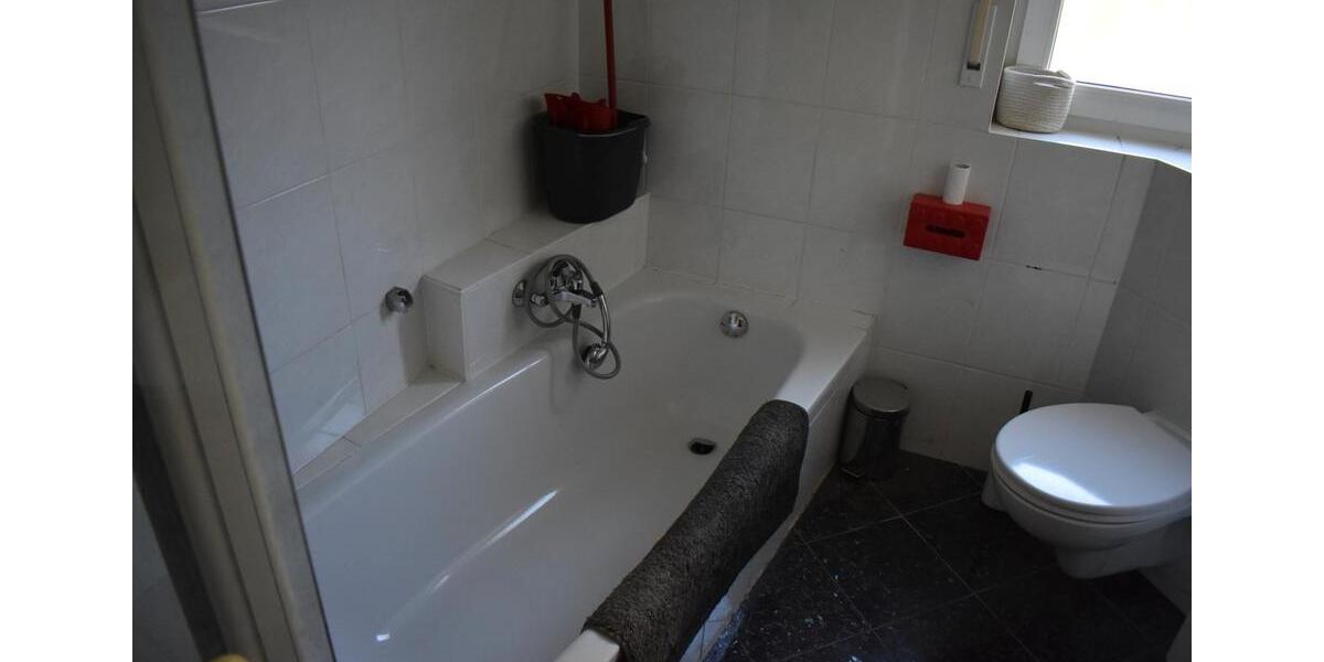 Erdgeschoßwohnung Marburg Biegenviertel - 3 Zimmer, 82 m&sup2;, 900&euro; | Angebot:26336199