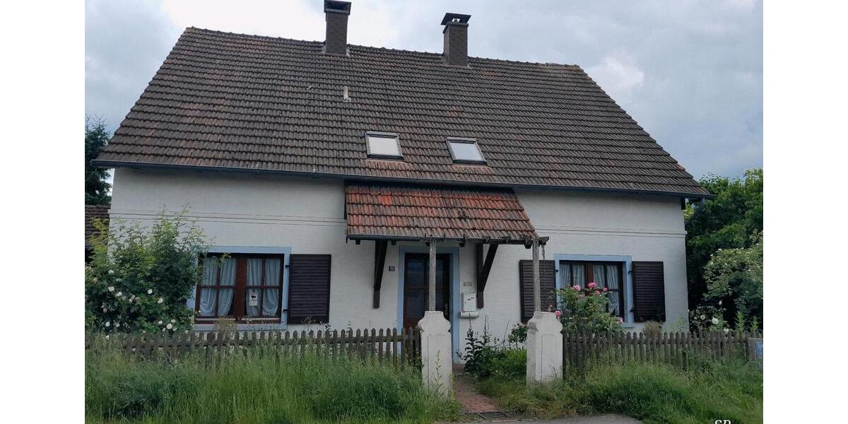 Einfamilienhaus Leopoldshöhe - 5 Zimmer, 140 m&sup2;, 350.000&euro; | Angebot:27126213