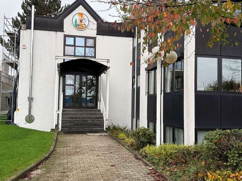 Büro in Dortmund 4.900 € 487.39 m²