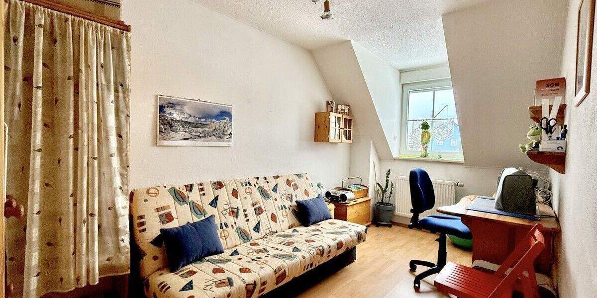 Etagenwohnung Wiesau - 6 Zimmer, 88 m&sup2;, 149.000&euro; | Angebot:25167413