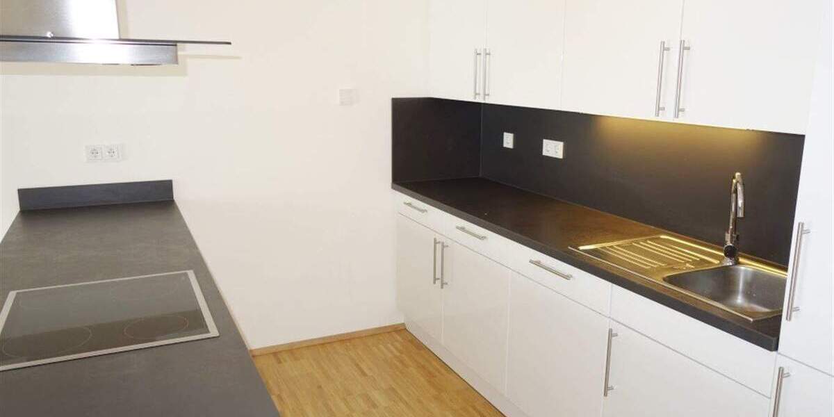 Etagenwohnung Mönchengladbach Stadtmitte - 3 Zimmer, 93 m&sup2;, 1.241&euro; | Angebot:24623556