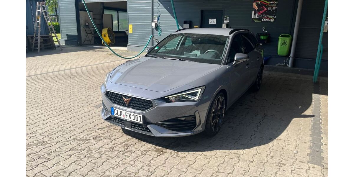 Cupra Leon 62.000 km 27.350 &euro; Altenoythe 26169