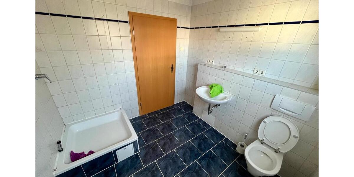 Doppelhaushälfte Markranstädt - 5 Zimmer, 180 m&sup2;, 1.500&euro; | Angebot:24720220