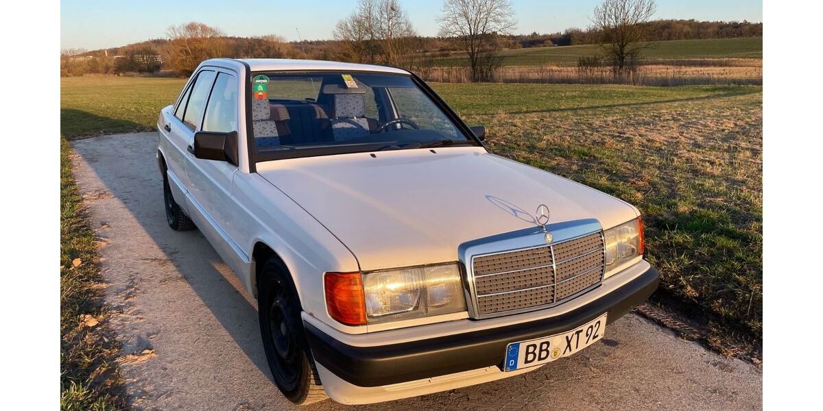 Mercedes-Benz 190 280.560 km 1.900 &euro; Ehningen 71139