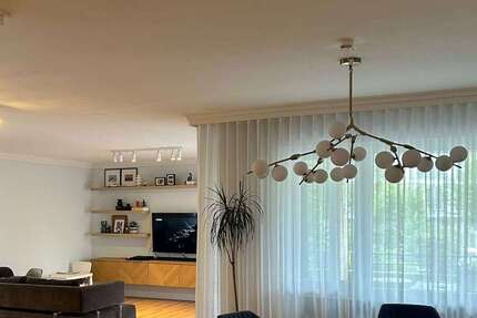 Wohnung zum Mieten in Leonberg 1.800 € 129 m² 4.5 zimmer