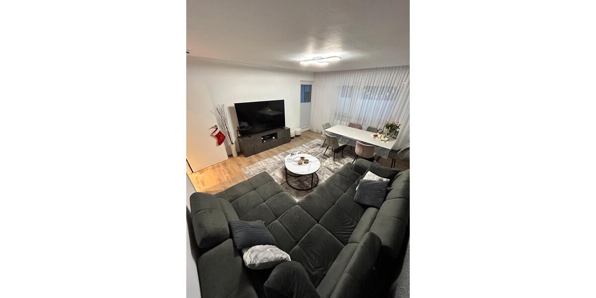 Hellle-3-Zimmer- Wohnung in ruhiger Lage 3 zimmer