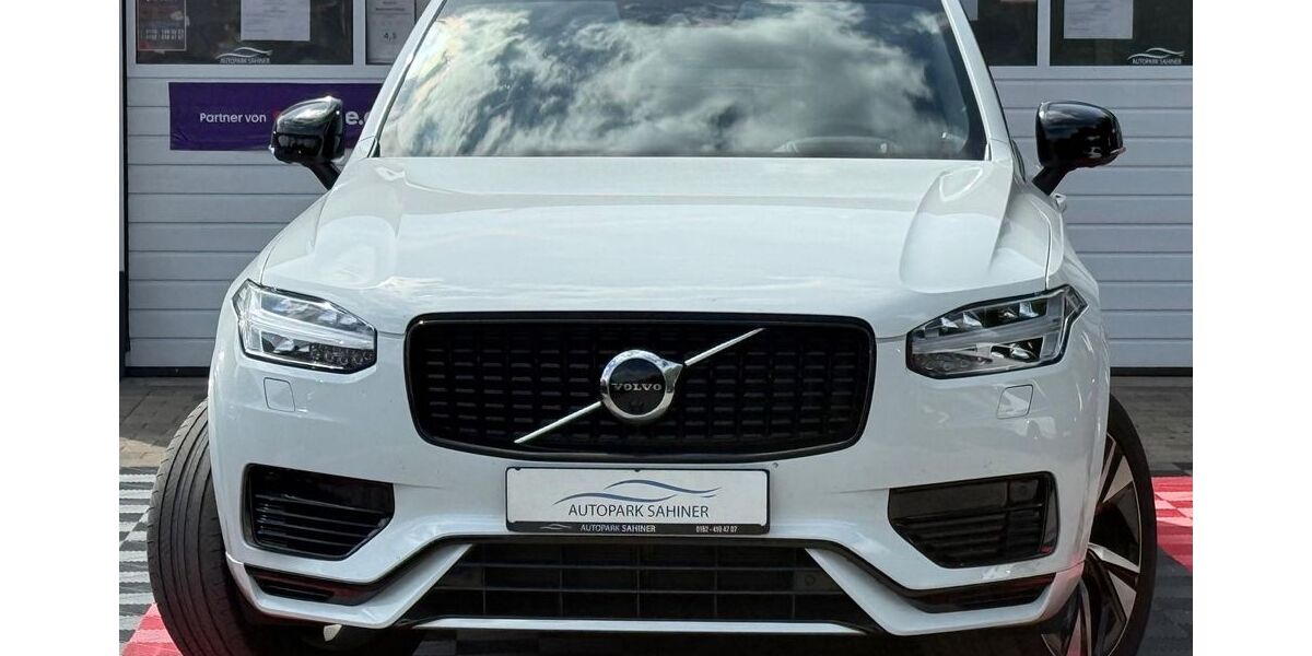 Volvo XC90 113.584 km 37.649 &euro; VÖHRINGEN (LANDKREIS ROTTWEIL BEI STUTTGART) 72189