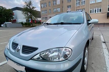 Renault Megane 137.000 km 2.100 &euro; Leipzig 04103