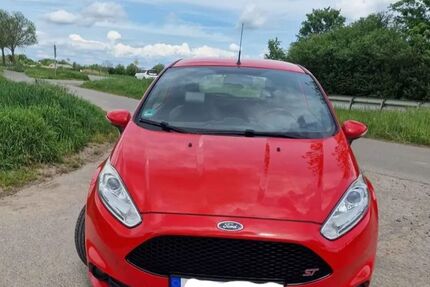 Ford Fiesta 166.000 km 6.700 &euro; Osthofen 67574