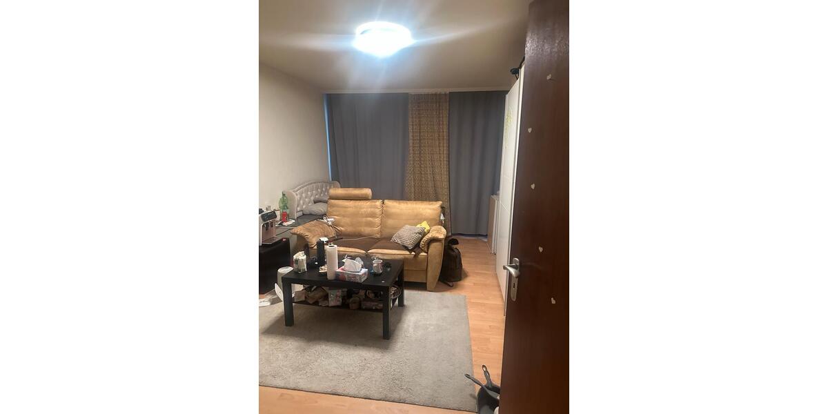 Etagenwohnung Karlsruhe Südstadt - 2 Zimmer, 18 m&sup2;, 320&euro; | Angebot:26672444