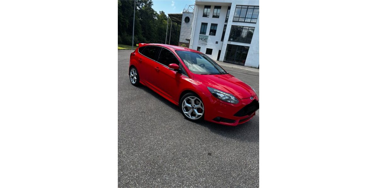 Ford Focus 92.000 km 10.500 &euro; Elzach 79215