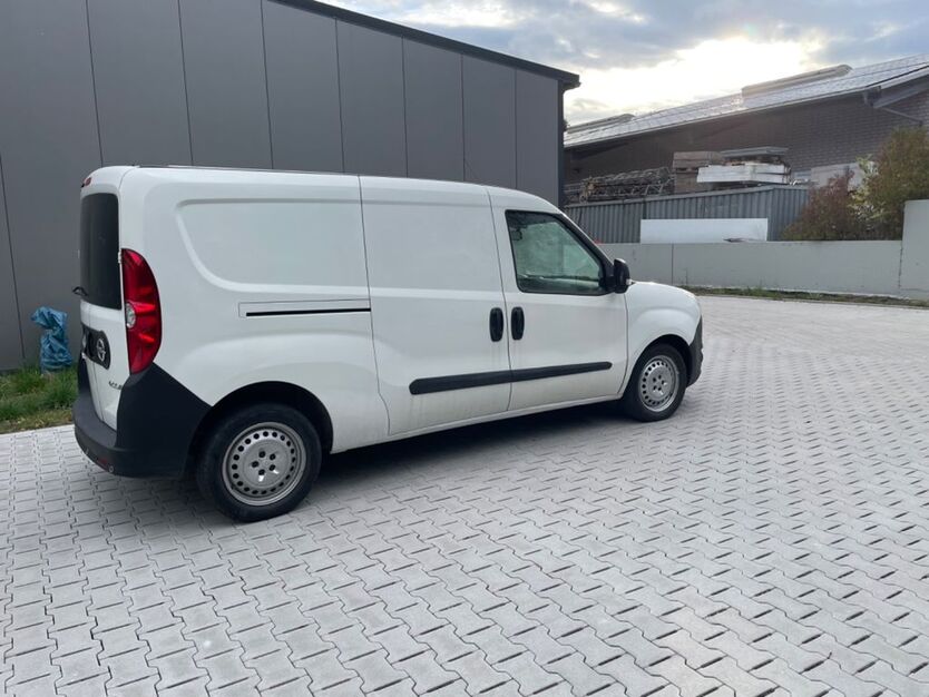 Opel Combo 105.000 km 3.999 € Munster 48157