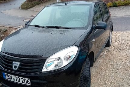 Dacia Sandero 178.300 km 1.999 &euro; Rentweinsdorf 96184