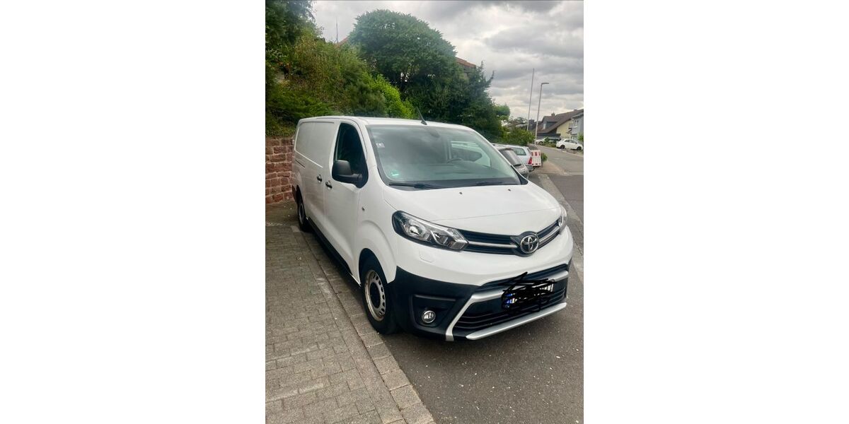 Toyota Proace (Verso) 41.630 km 21.500 &euro; Eichenbühl 63928