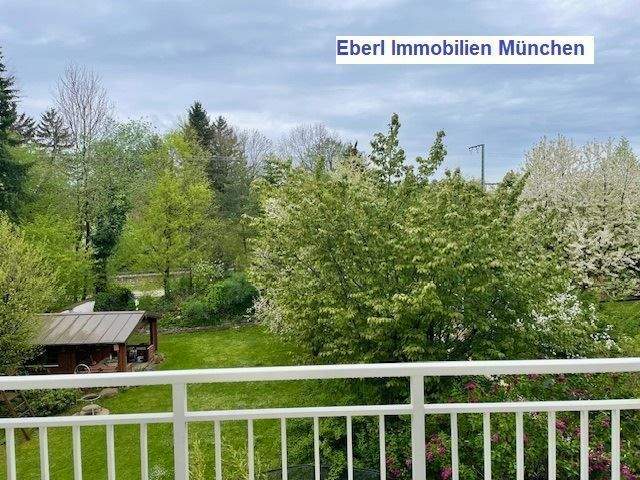 Etagenwohnung München Bogenhausen - 3 Zimmer, 119 m&sup2;, 2.350&euro; | Angebot:25567459