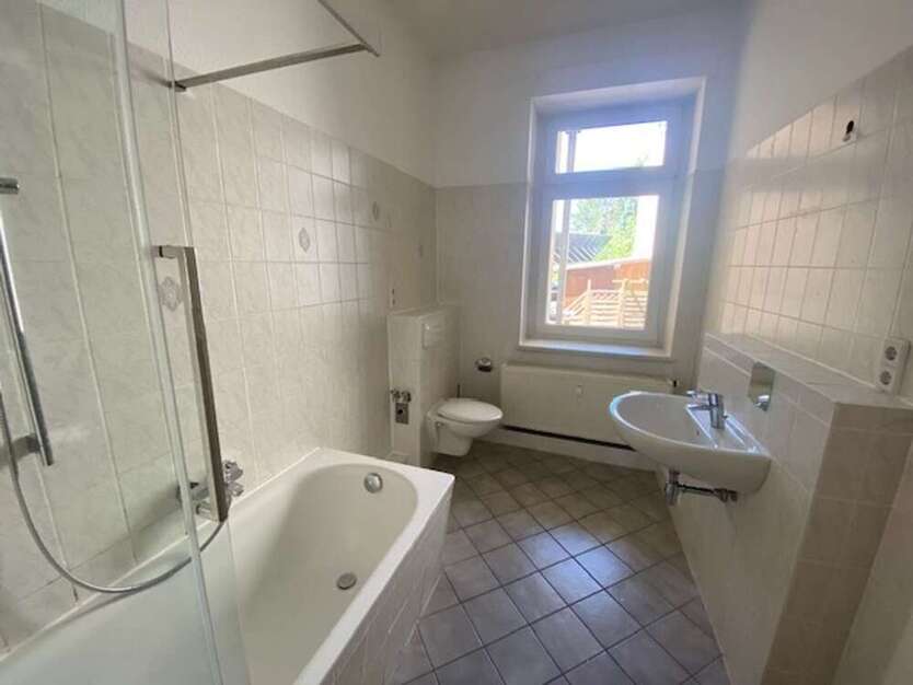3-Zimmer-EG-Wohnung mit TERRASSE